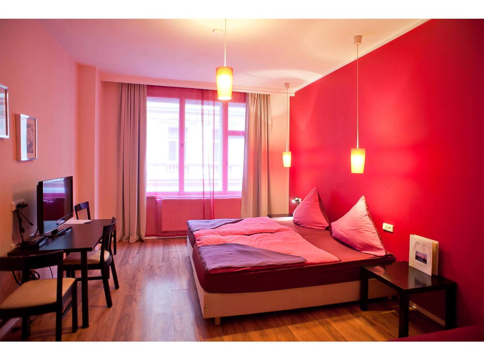 Hotel Purpur Praga Exterior foto