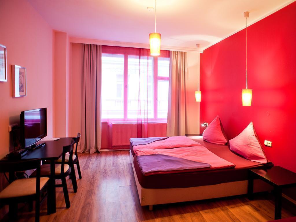 Hotel Purpur Praga Exterior foto
