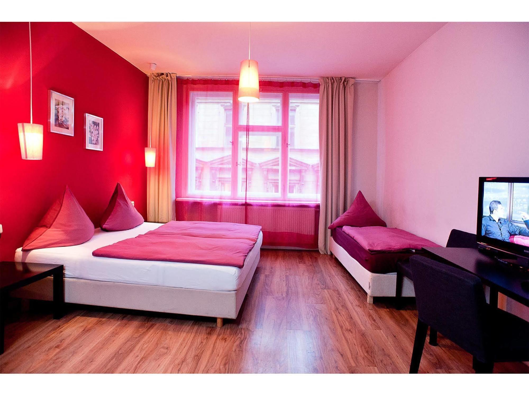 Hotel Purpur Praga Exterior foto